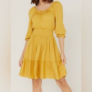 NWOT Canary, yellow wrangler, retro dress!